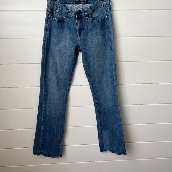 Rock & Republic Kasandra Jeans - 10M - Picture 2 of 9